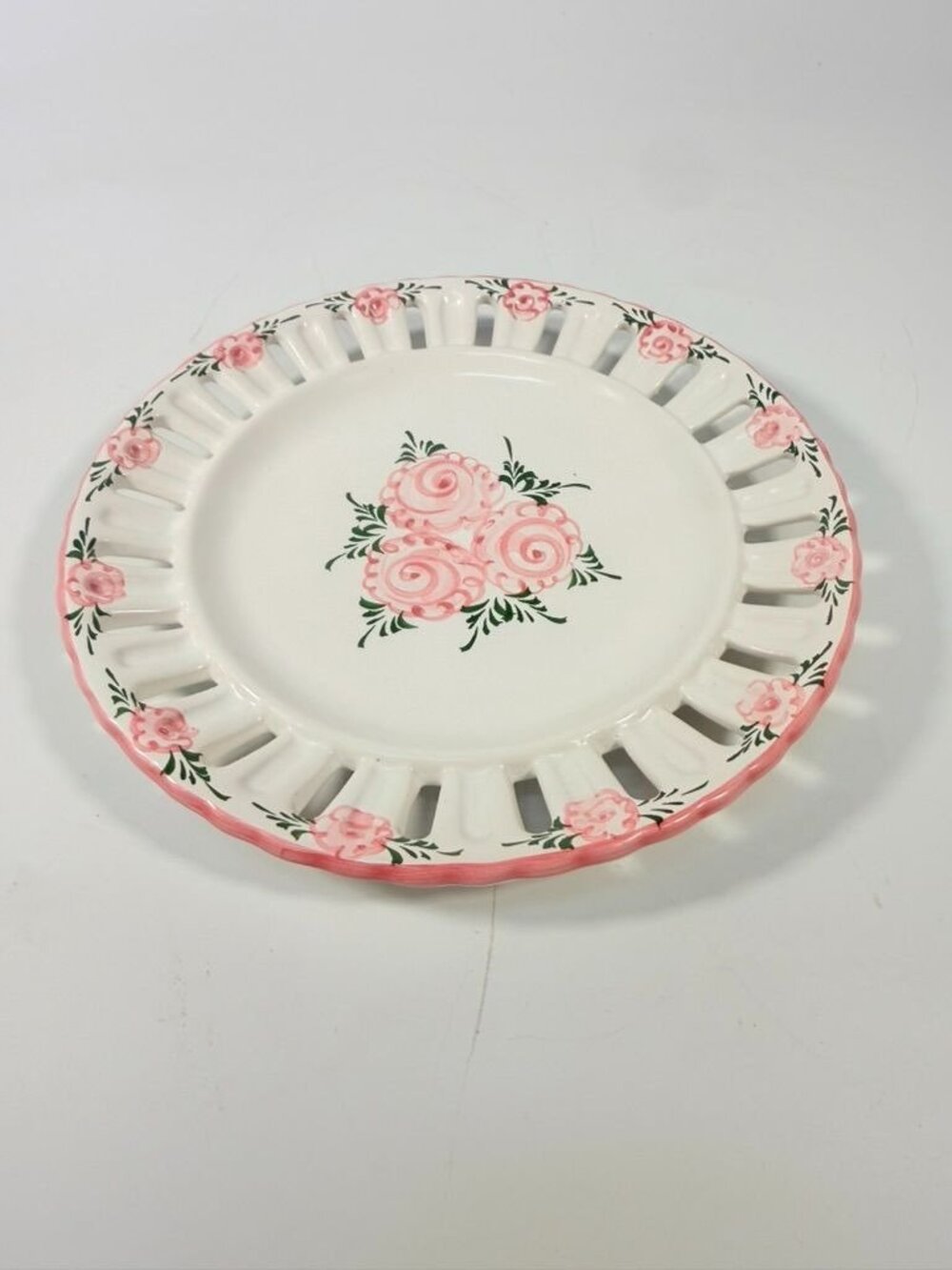 Pottery Reticulated Plate Hand Painted Floral Vintage Vestal Alcobaca Portual Ce - Picture 9 of 16